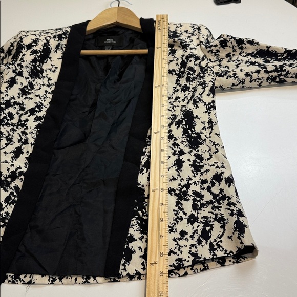 Mango MNG Black and White Patterned Blazer Size 4 - Picture 5 of 6